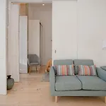 Liiiving In Porto Terrace & Sunny Apartment